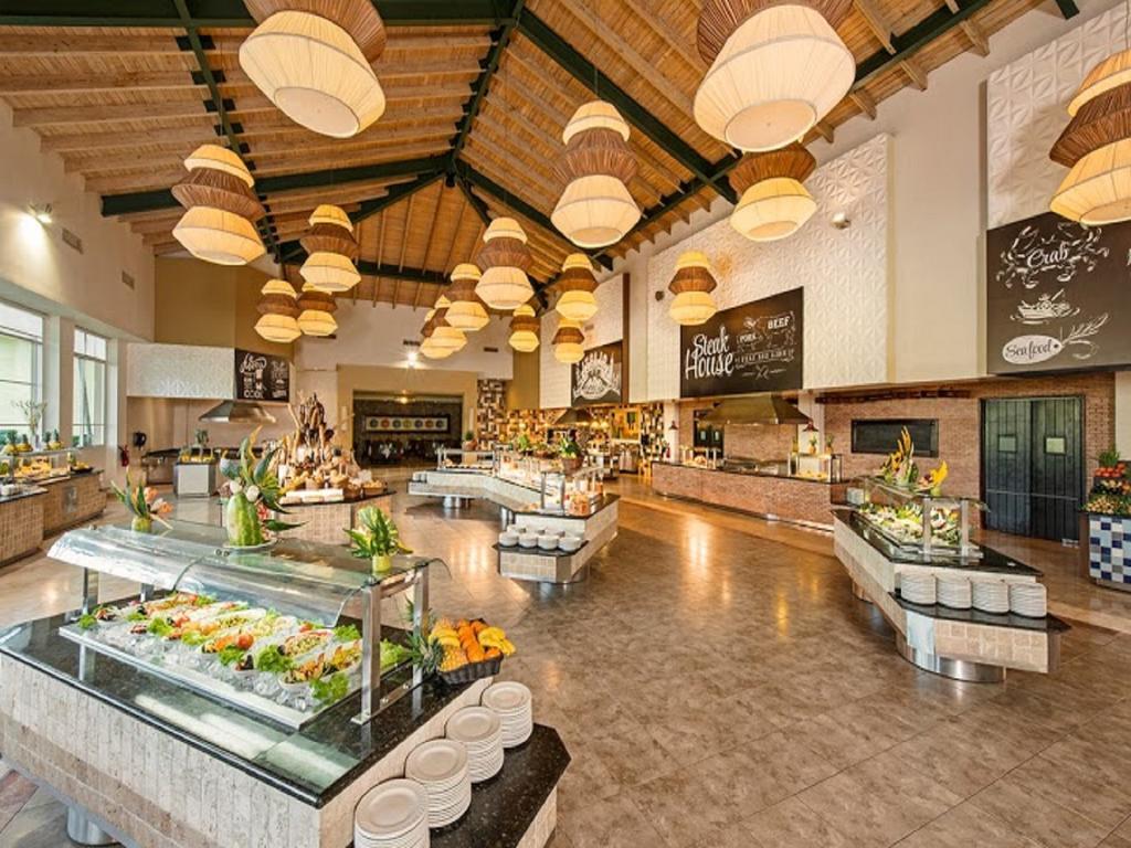 Ocean Blue & Sand Beach Resort Пунта Кана Екстериор снимка